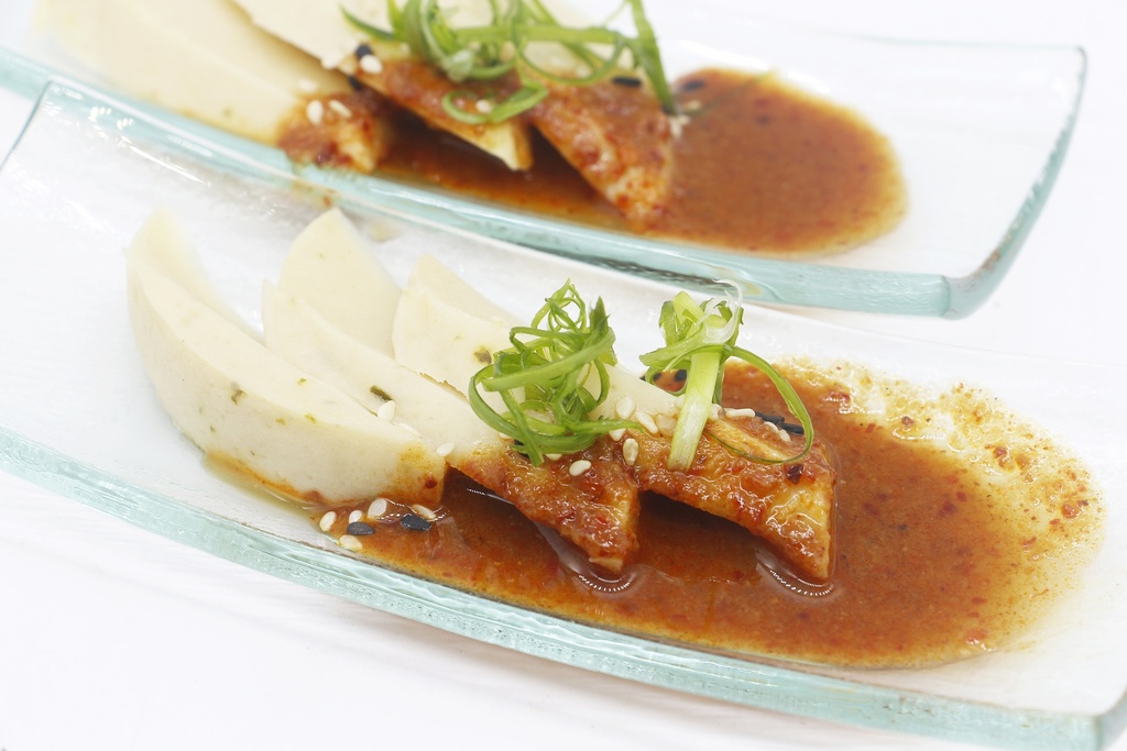 Spicy Fishcake in Korean Chilli Sauce