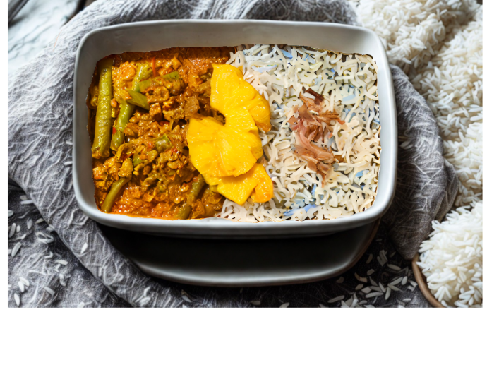 Blue Pea Lemongrass Rice with Spicy Beef